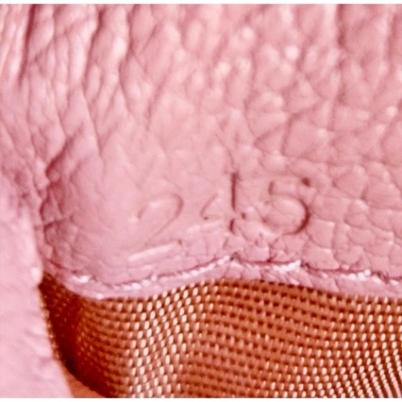 Miu Miu Rare & Limited Edition Floral Compact Leather Wallet - Picture 9 of 10